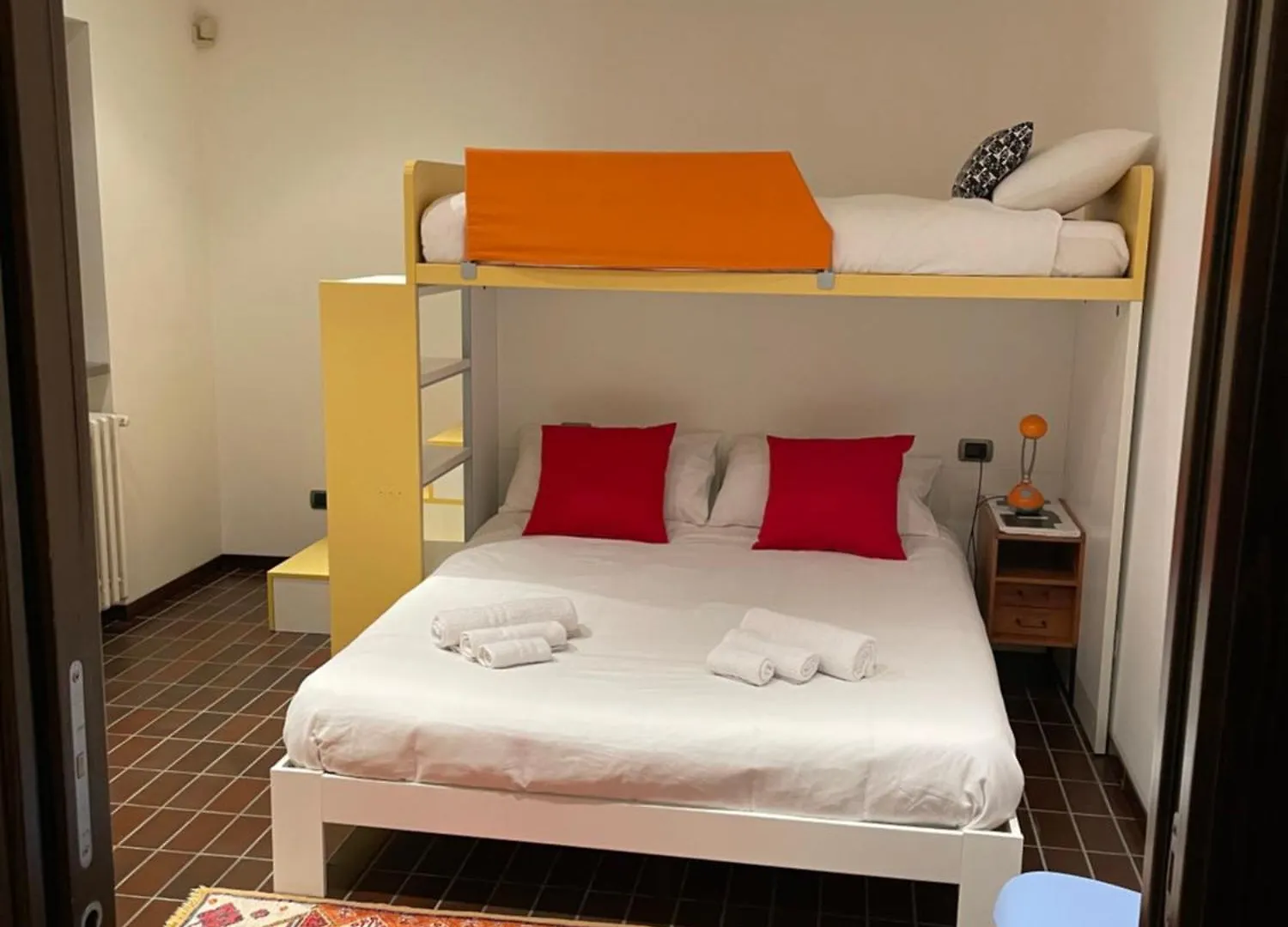L'Antico Noce - Bergamo Apartment 0*,